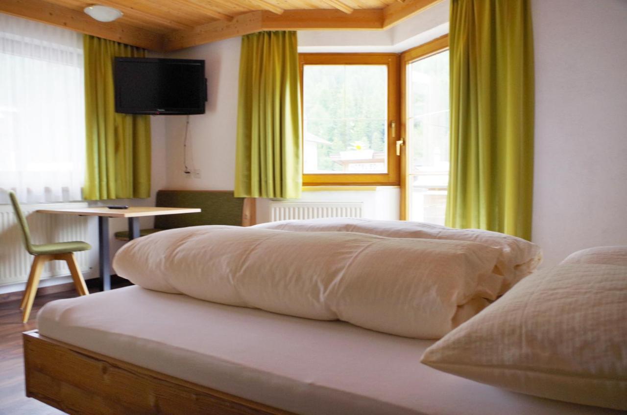 Hotel Edi Samnaun Oda fotoğraf